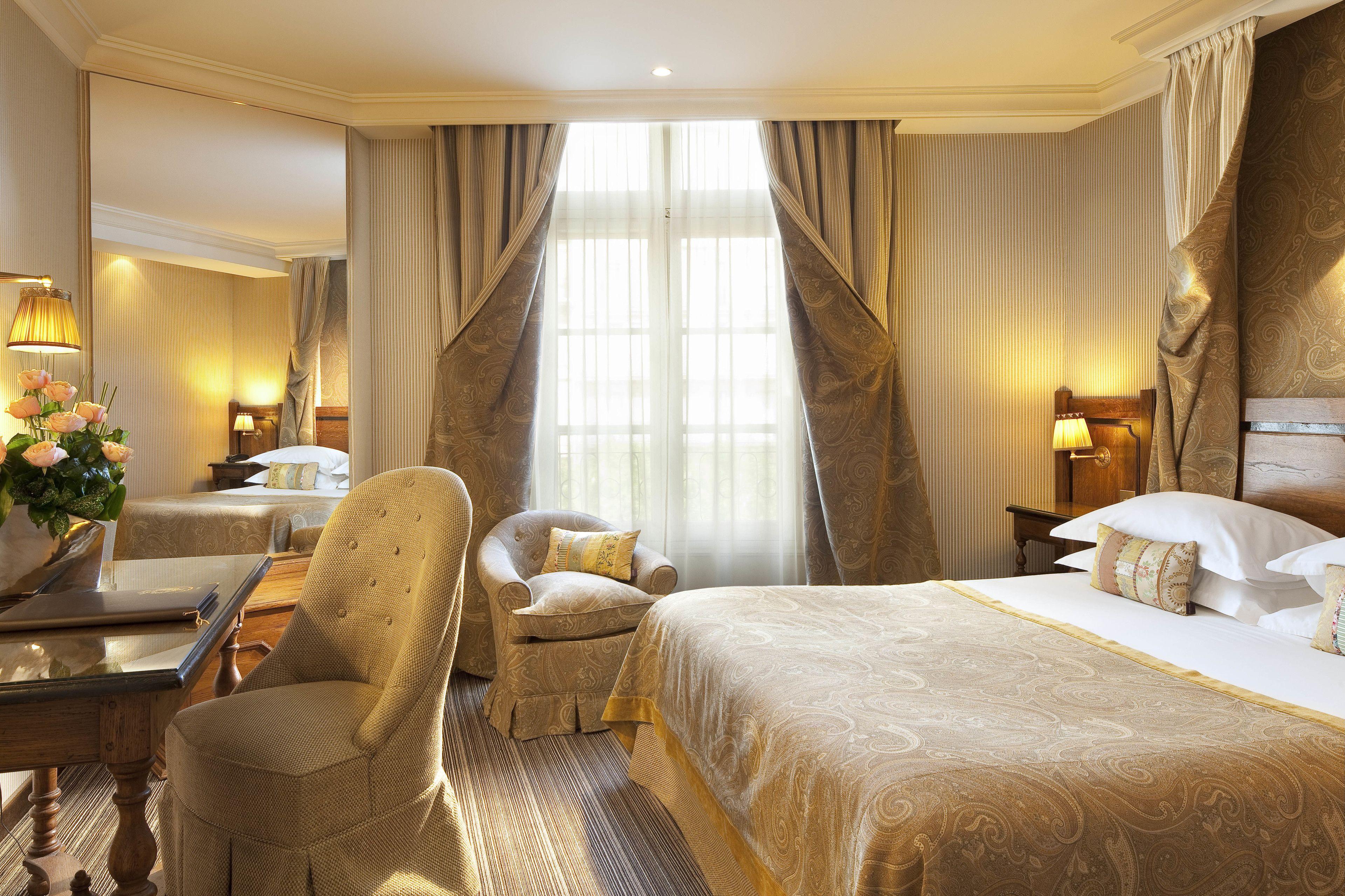 Au Manoir Saint Germain Paris