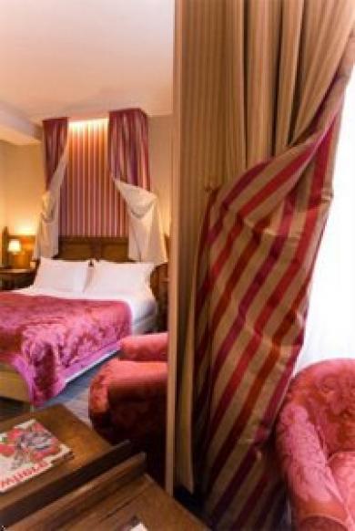 Au Manoir Saint Germain 4* Parigi